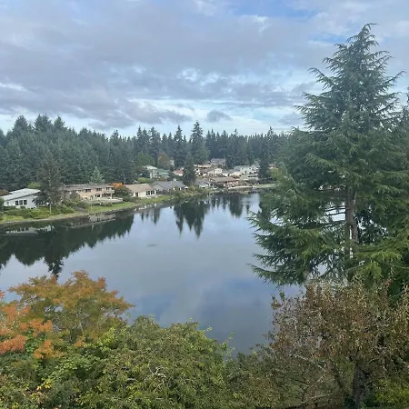 Cozy House On A Lake